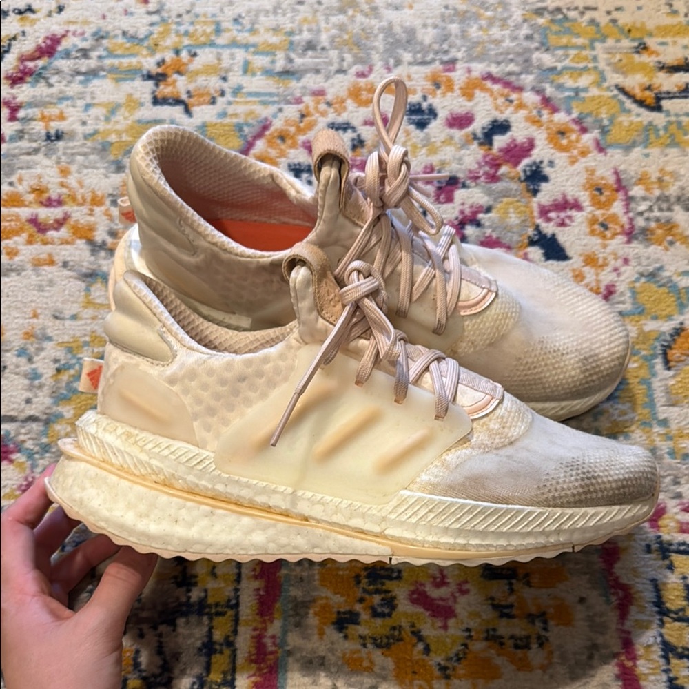 adidas Women's Beige Sneakers